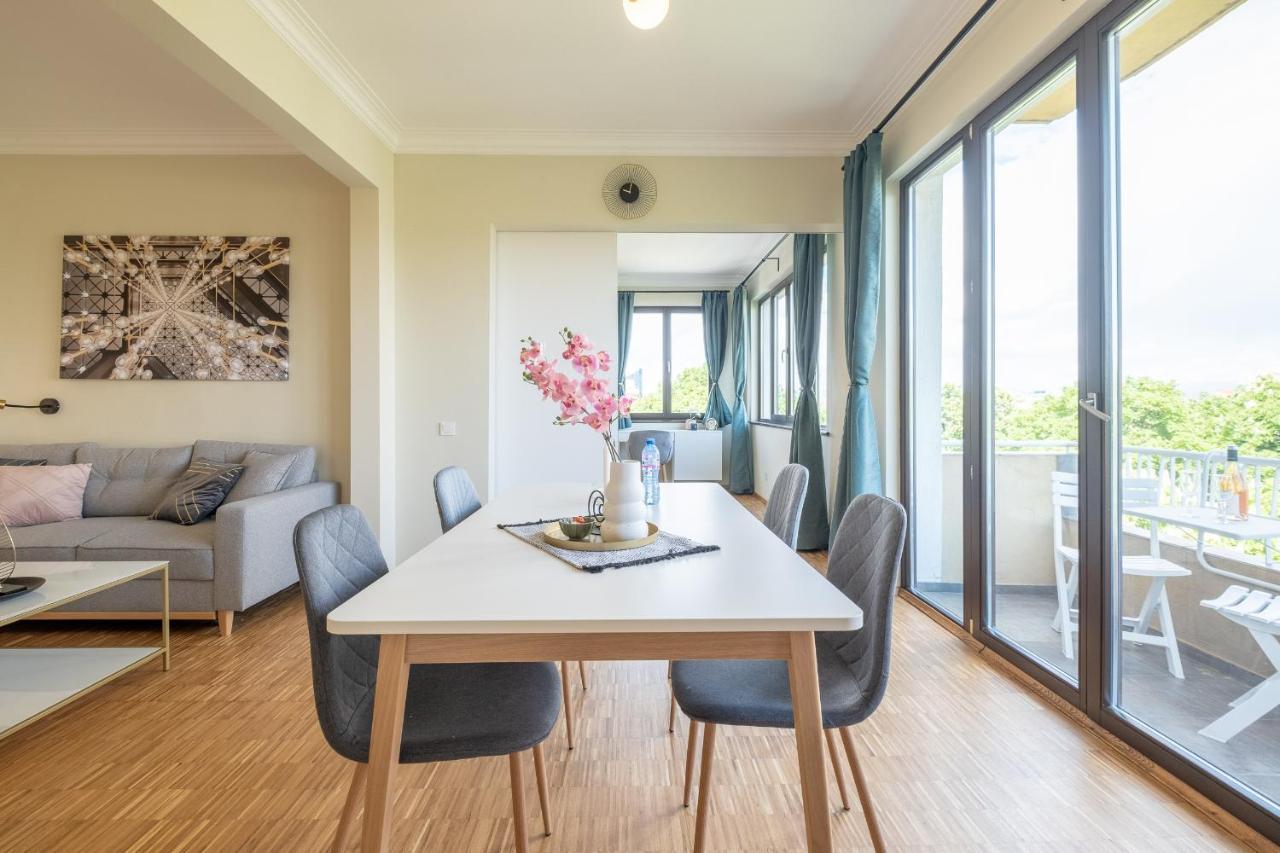 Sunrise 1Bdrm View Apartment Ndk Congress Centre Sófia Exterior foto